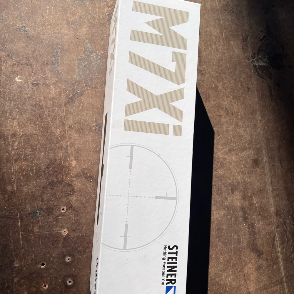 Steiner M7Xi 4-28x56 scope